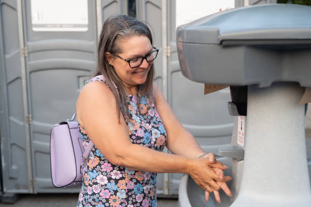 Best Portable restroom trailer rental  in Holts Summit, MO